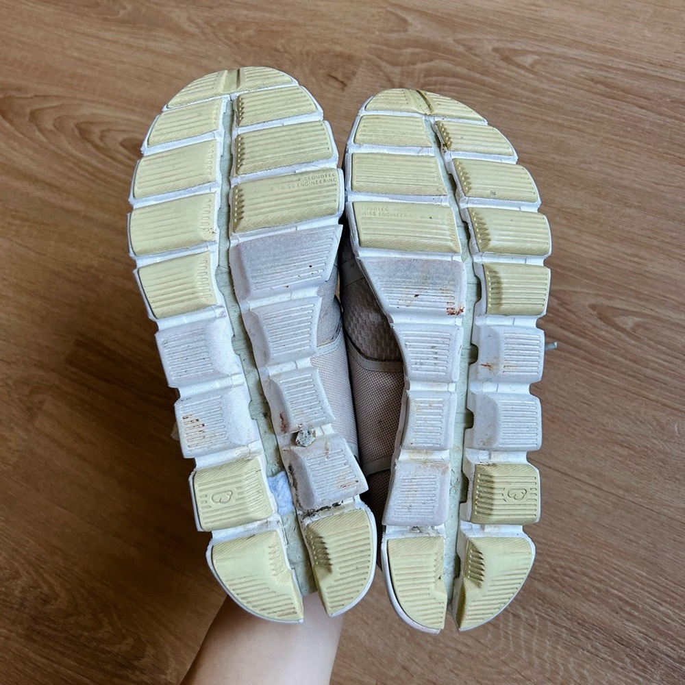 On Cloud 5 Womens 5 Haze Sand - Picture 8 of 8
